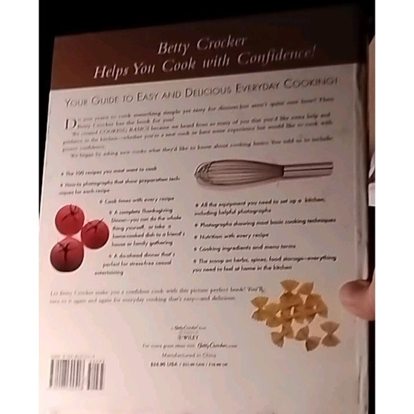 Vtg Betty Crocker's Cookbook Cooking Basics 1st Ed. 2000 Spiral Bound Hardcover‎ - Picture 1 of 4